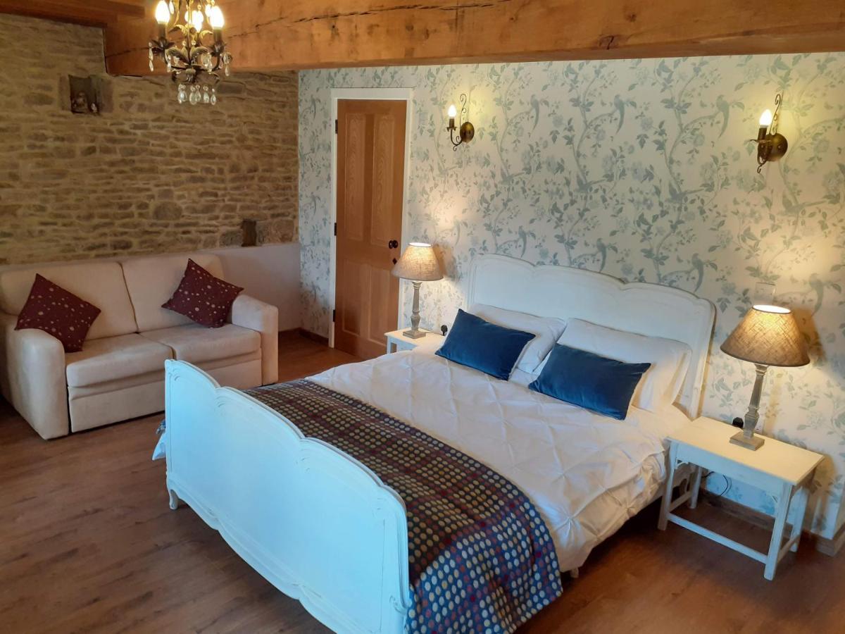The Byre North End Farm Bed and Breakfast Ashton Keynes Eksteriør billede
